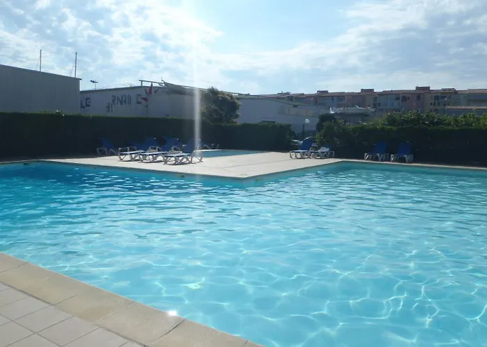 5031 Cap D'agde, T2 - Pkg - Piscine - Secteur Avant Port דירה